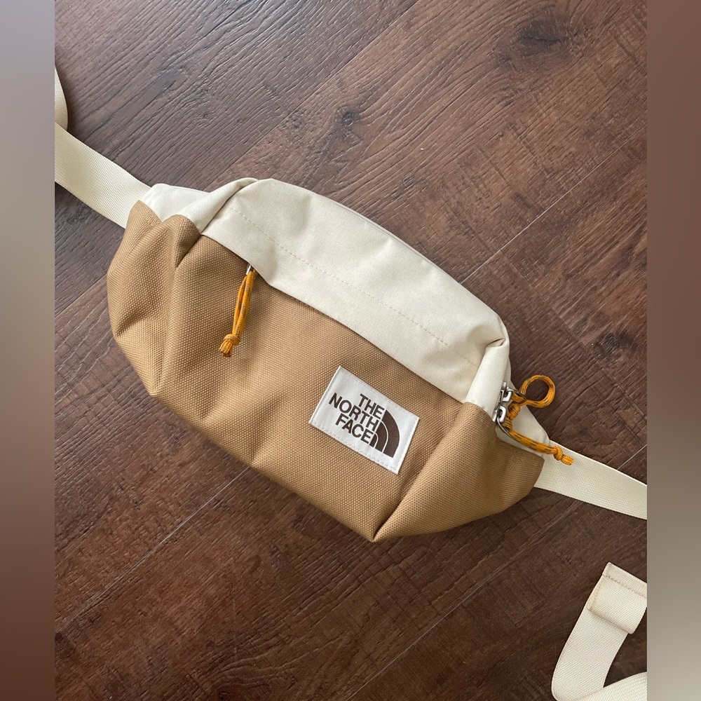 The North Face Lumbar Bag